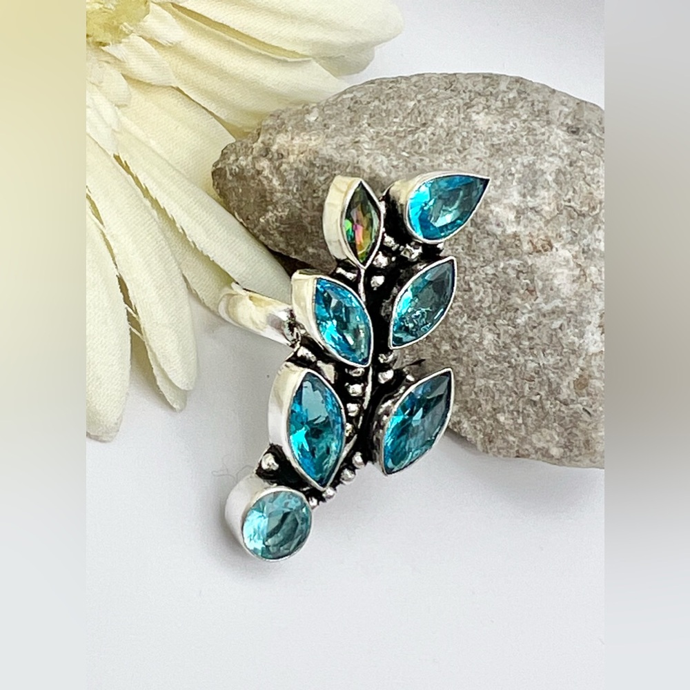 BLUE TOPAZ RING - Picture 14 of 17